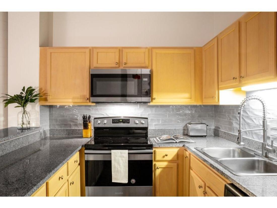 Modern Apartment Close To Everything Cozysuites Indianapolis Eksteriør bilde
